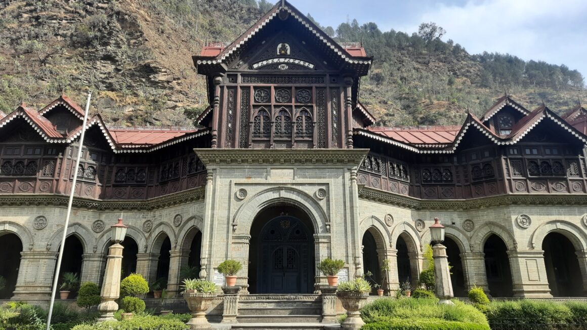 PADAM PALACE, RAMPUR: A DOOR TO THE TIMELESS ROYALTY