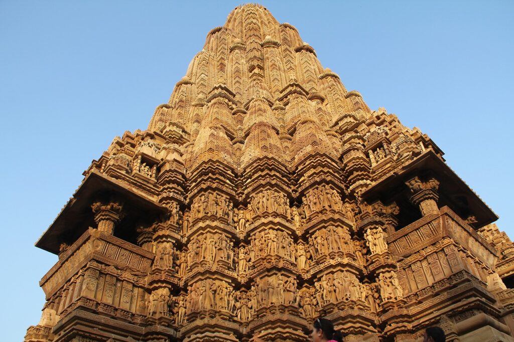 khajuraho stone walls