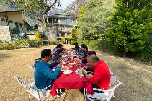 Lawn in Hotel Nau Nabh