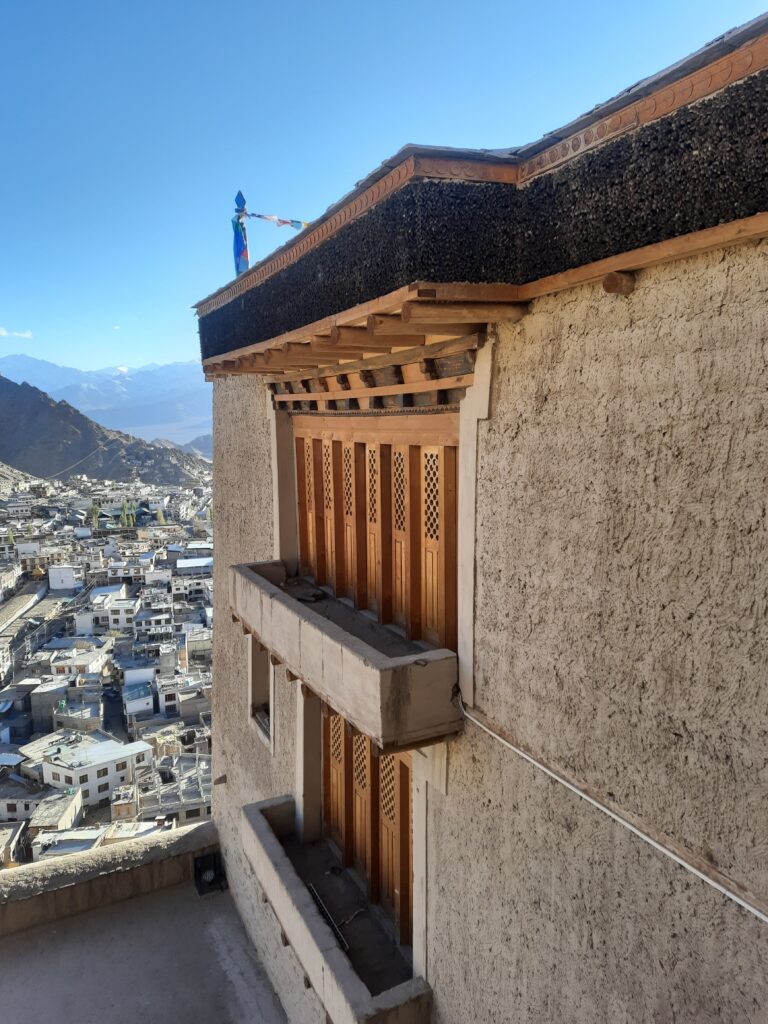 Construction techniques of Leh palace