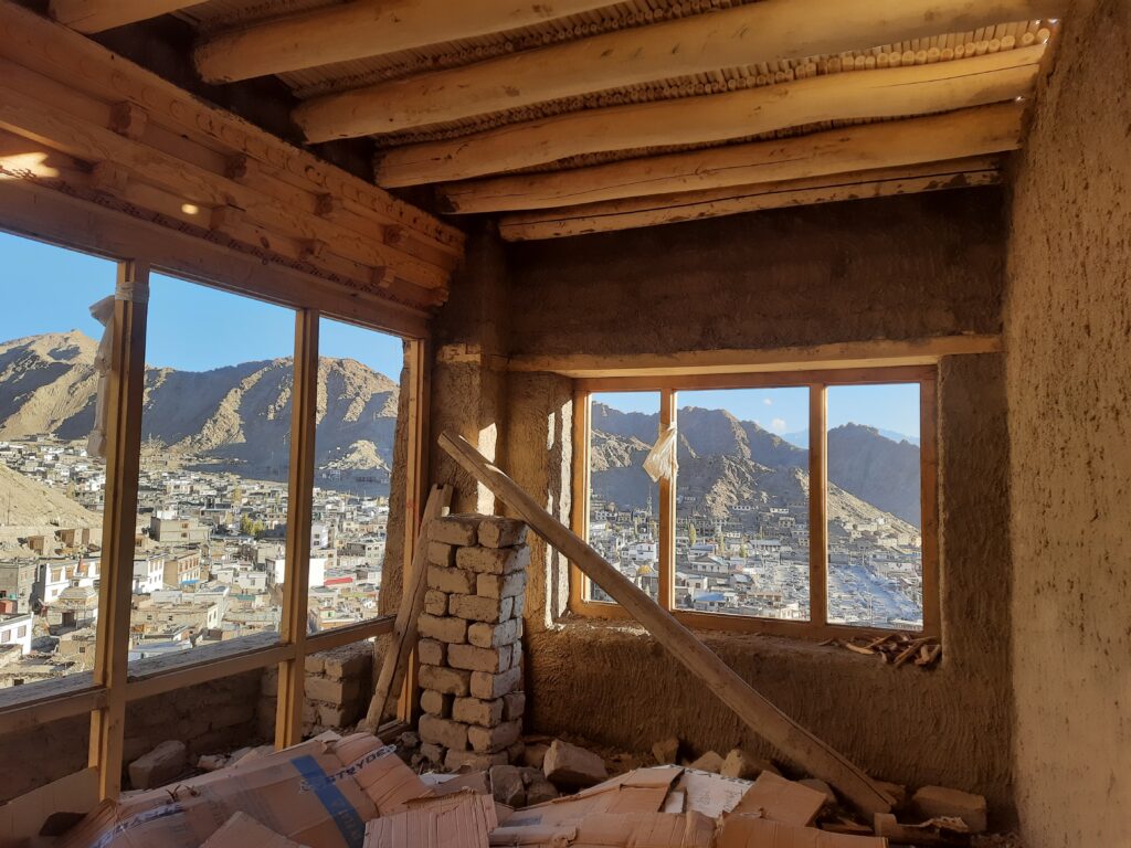 Material used for Leh Palace