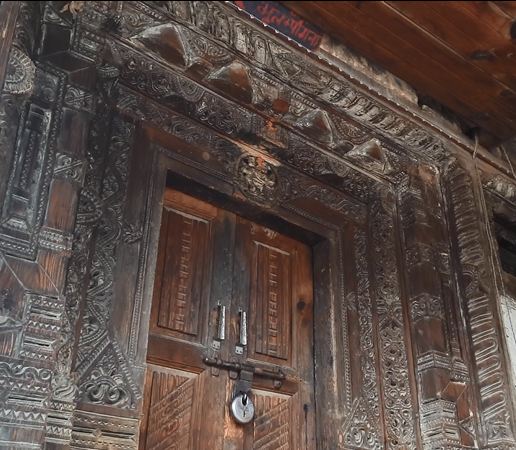 Wooden carved doors in Pangna Fort